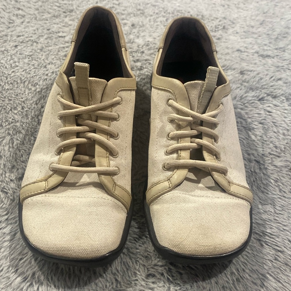 vintage prada sneakers size 5